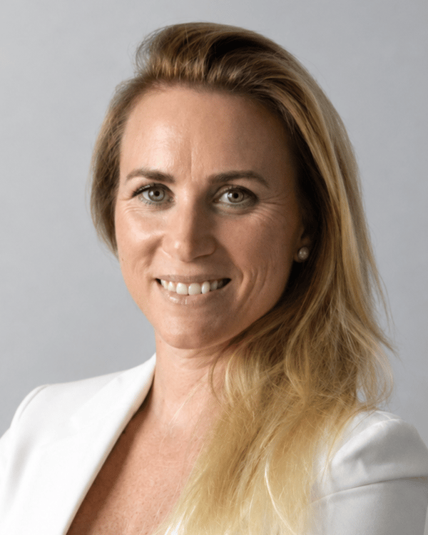 Nora Toth